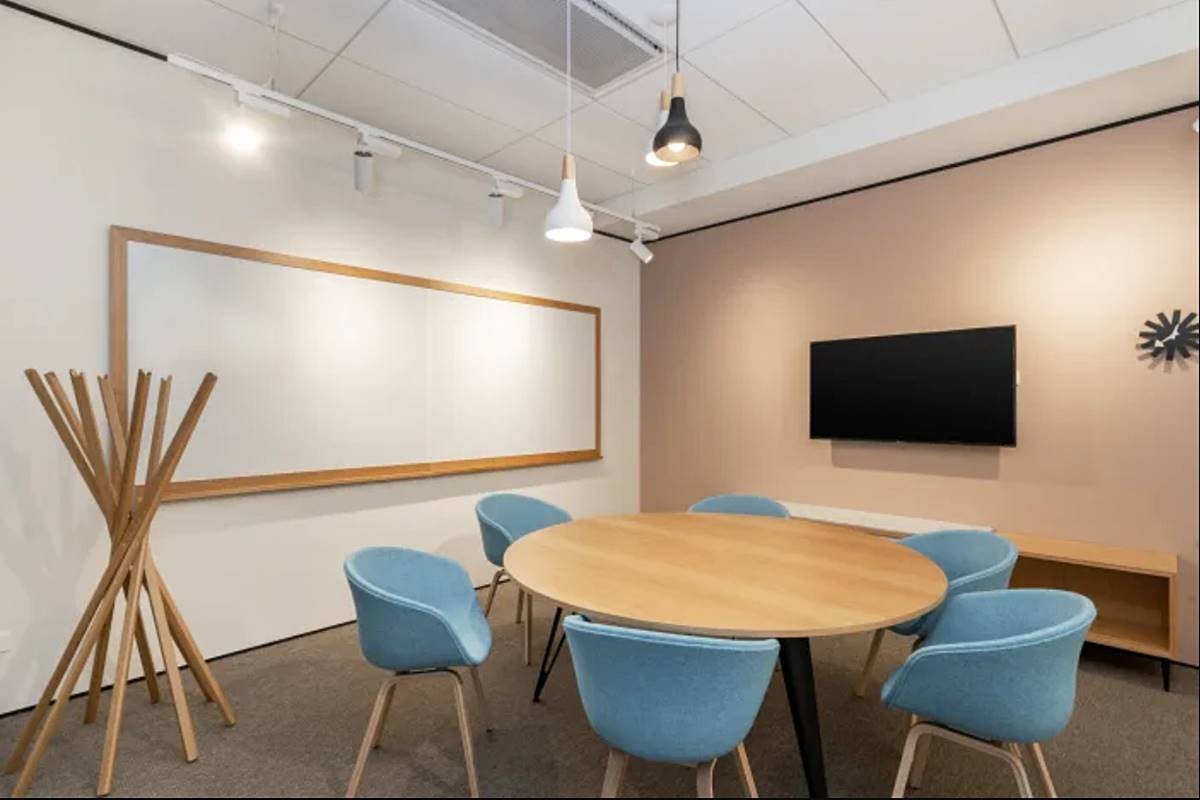 Văn phòng trọn gói Regus tại Toà nhàM Building Số 9 Đường Số 8, Phường Tân Phú, Quận 7 - Vlook.vn